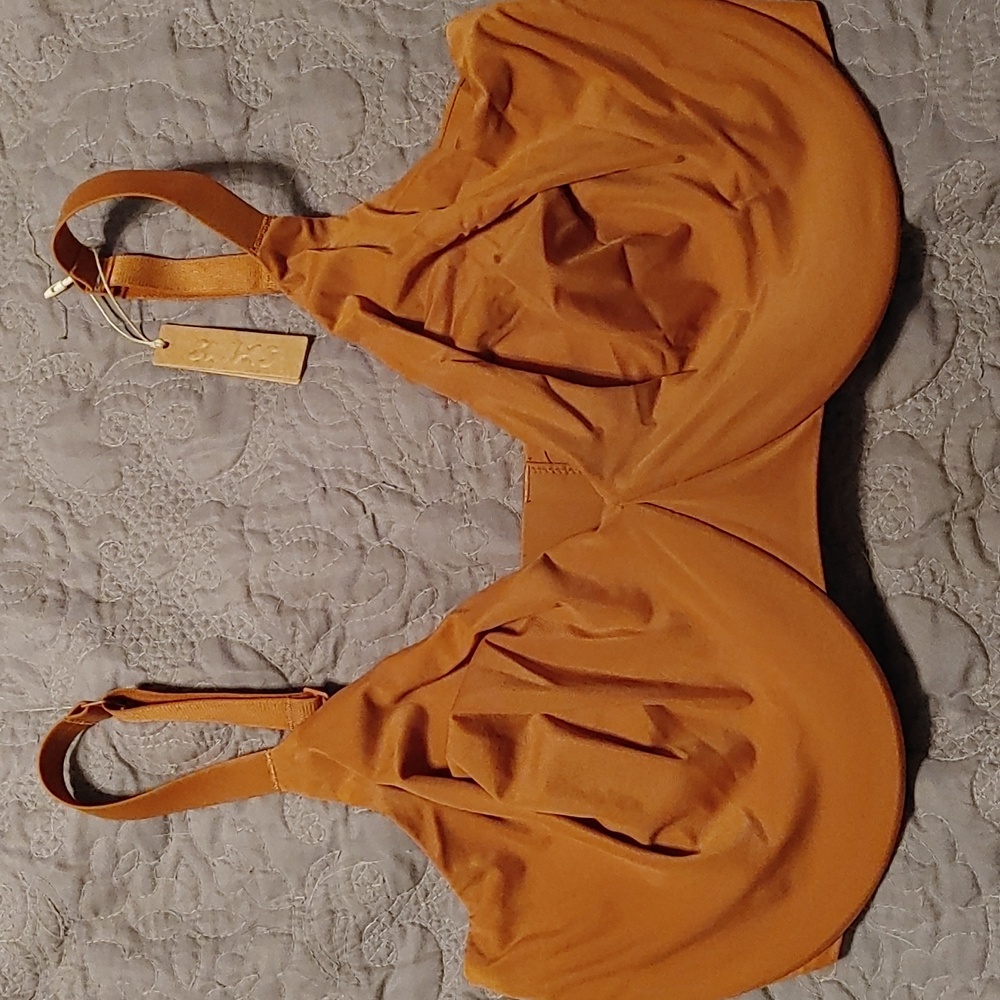 SKIMS Unlined full coverage bra